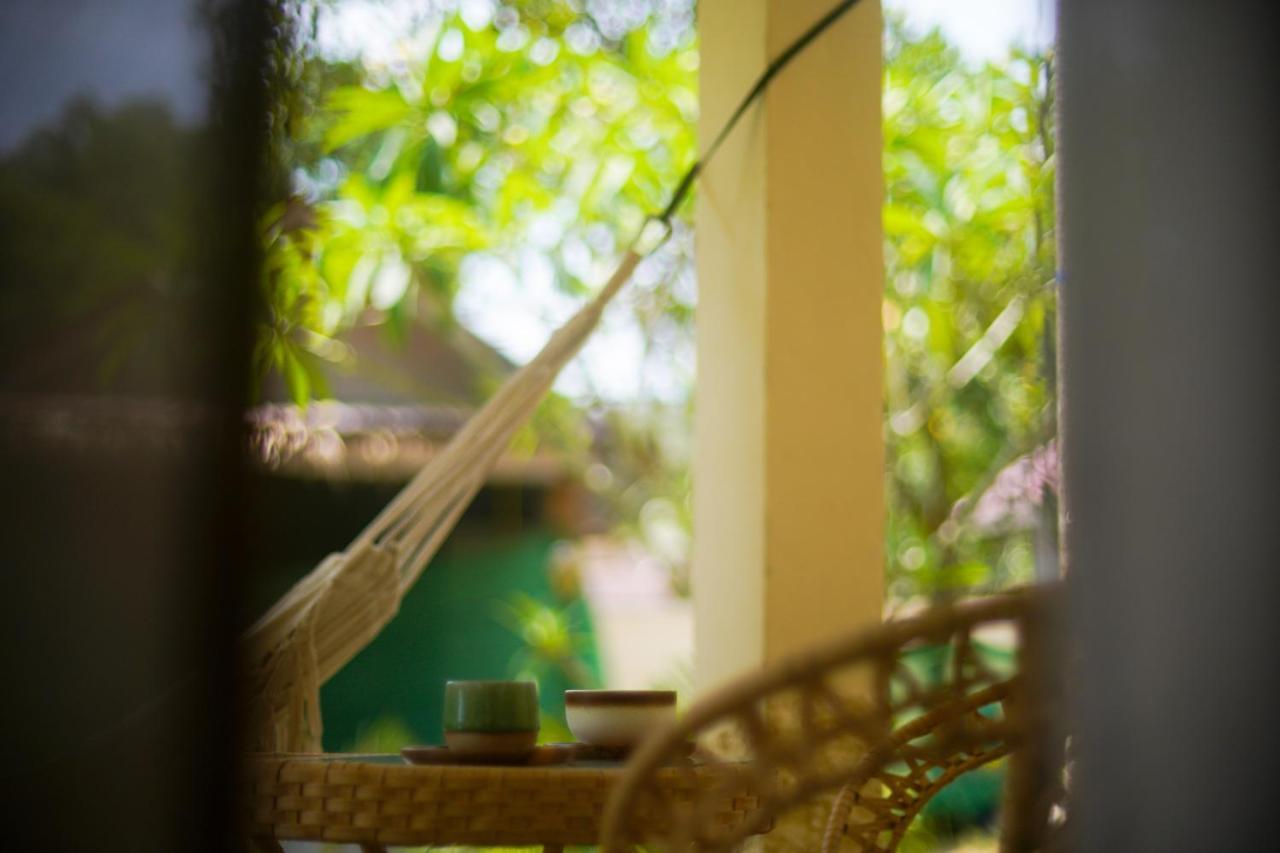 Ocean Vibes Hotel Thongsala Exterior photo